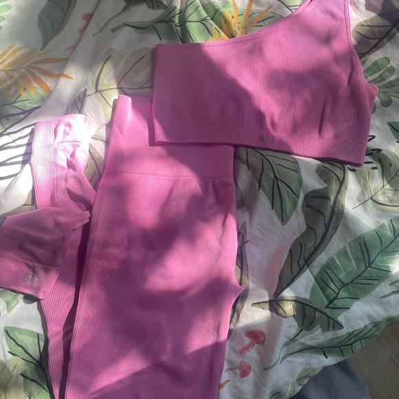 SET Active Vibrant Pink Ribbed Set - Picture 2 of 4